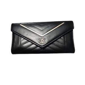 CHANEL Black Quilted Lambskin Reversed Cheveron Long Wallet W/Box